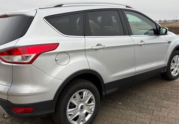Ford Kuga 140.500 km 9.500 &euro; Nürnberg 90425