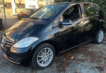 Mercedes-Benz A 160 82.000 km 4.590 &euro; Fürth 90763