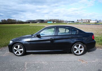 BMW 318 102.765 km 6.790 &euro; Erlangen 91052