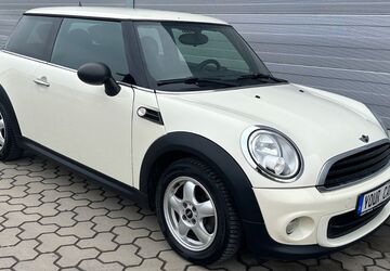Mini ONE 268.852 km 2.999 &euro; Fürth 90763