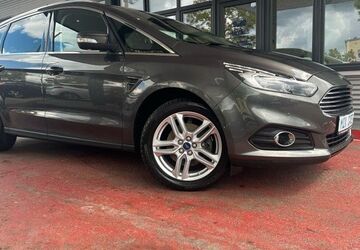 Ford S-Max 123.578 km 13.470 &euro; Fürth 90763