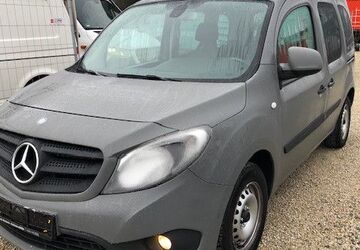 Mercedes-Benz Citan 141.000 km 9.900 &euro; Nürnberg 90431