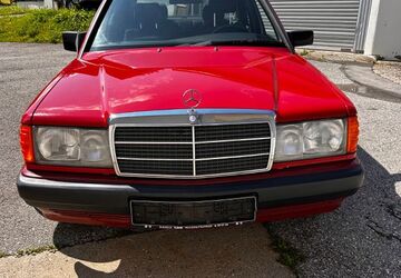 Mercedes-Benz 190 93.000 km 7.650 &euro; Nürnberg 90475