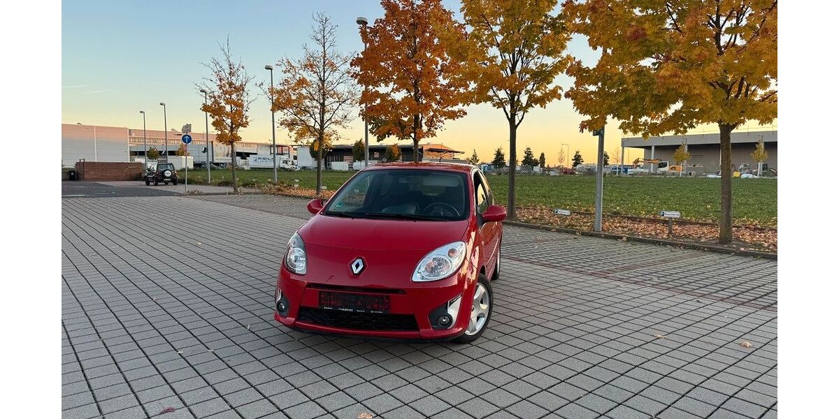 Renault Twingo 97.000 km 3.489 &euro; nürnberg 90429