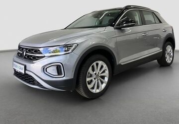 VW T-Roc 8.494 km 28.480 &euro; Fürth 90763