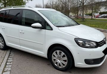 VW Touran 240.000 km 6.400 &euro; Nürnberg 90431