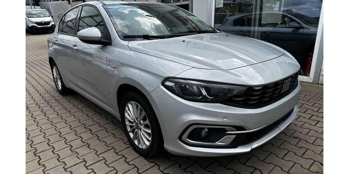 Fiat Tipo 80.766 km 7.999 &euro; Zirndorf 90513