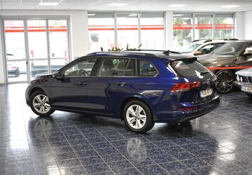 VW Golf 141.882 km 14.770 &euro; Nürnberg 90431