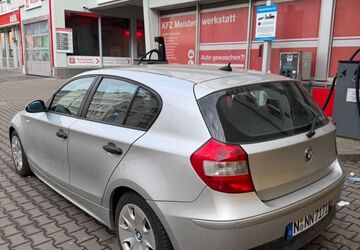 BMW 118 213.000 km 2.700 &euro; Nürnberg 90443