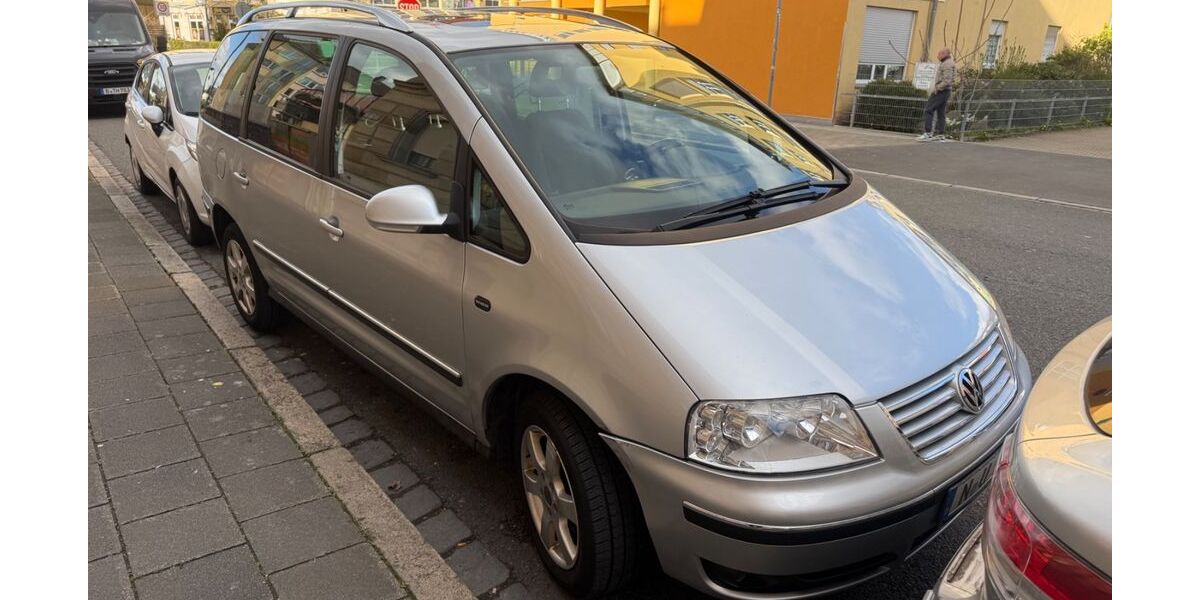 VW Sharan 281.000 km 1.850 &euro; Fürth 90763