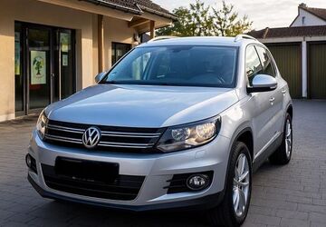 VW Tiguan 271.000 km 7.990 &euro; Herzogenaurach 91074