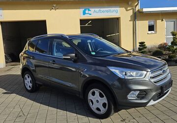 Ford Kuga 124.000 km 12.990 &euro; Büchenbach 91186