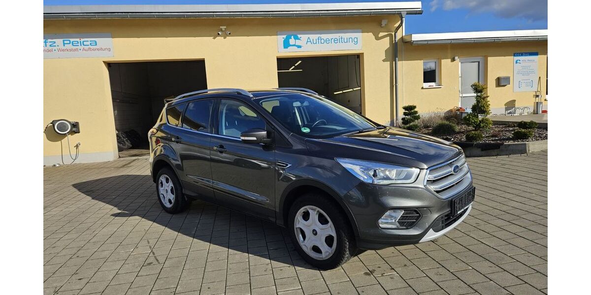 Ford Kuga 124.000 km 13.990 &euro; Büchenbach 91186