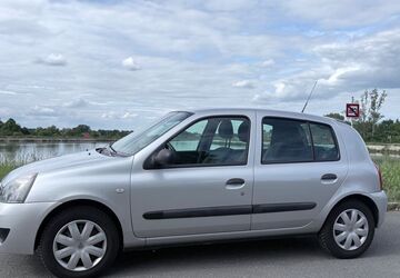 Renault Clio 98.900 km 2.590 &euro; Fürth 90766