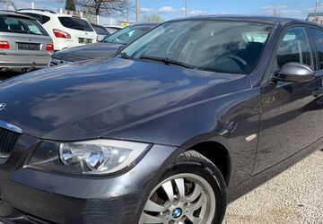 BMW 318 253.500 km 2.600 &euro; Nürnberg 90431