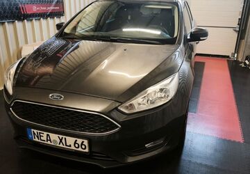 Ford Focus 124.000 km 8.400 &euro; Dietenhofen 90599