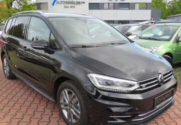 VW Touran 28.711 km 29.990 &euro; Nürnberg 90431