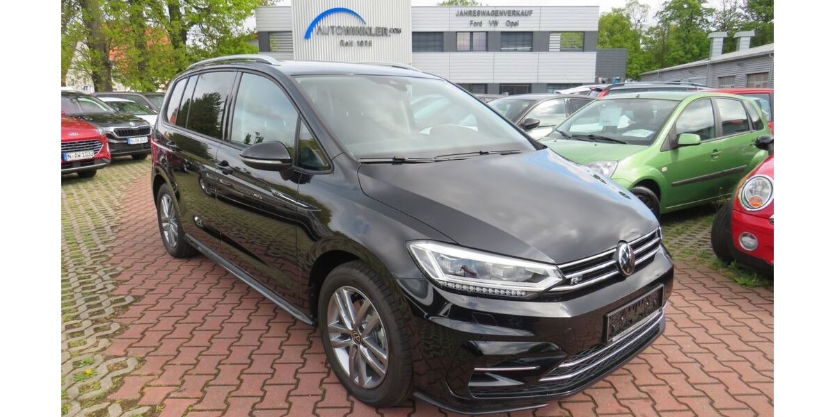 VW Touran 28.711 km 29.990 &euro; Nürnberg 90431