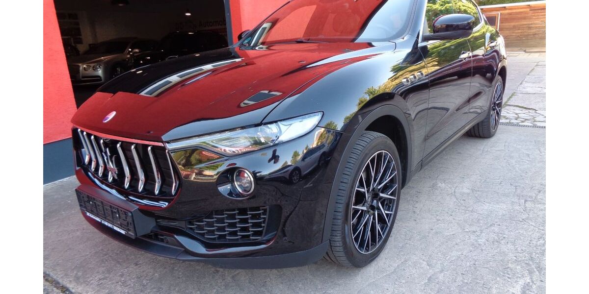 Maserati Levante 165.000 km 29.999 &euro; Nürnberg 90431