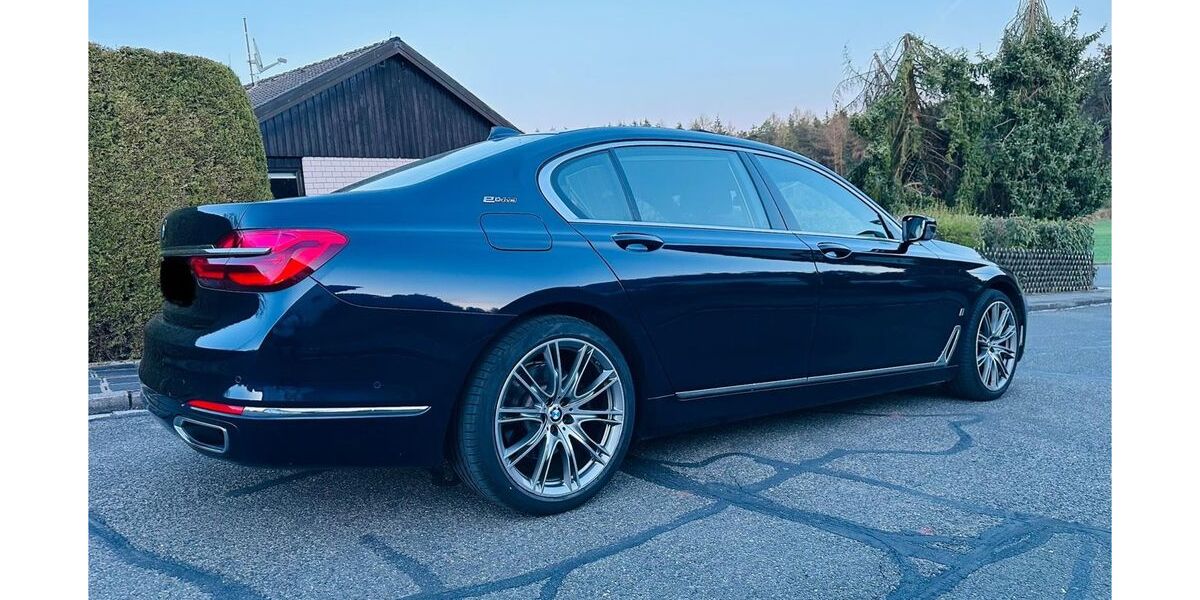 BMW 740 217.000 km 24.300 &euro; Katzwang 90455