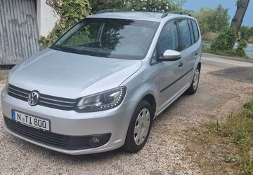VW Touran 283.000 km 4.950 &euro; Fürth 90763