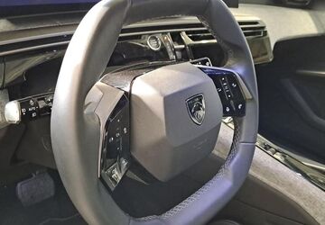 Peugeot 5008 17.820 km 29.999 &euro; Röthenbach a. d. Pegnitz 90552