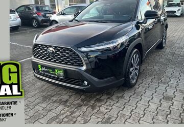Toyota Corolla Cross 9.800 km 33.190 &euro; Fürth 90763