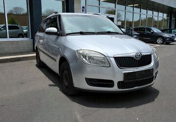 Skoda Fabia 215.627 km 1.790 &euro; Fürth 90763