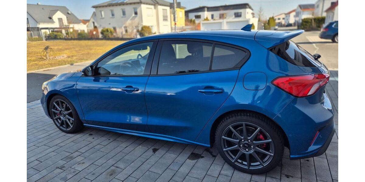 Ford Focus 79.000 km 19.500 &euro; Langenzenn 90579