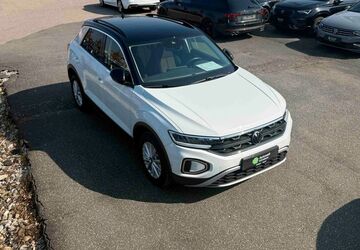 VW T-Roc 140.850 km 18.700 &euro; Schwabach 91126