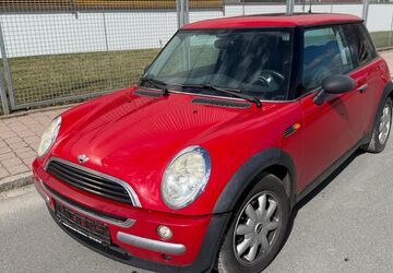 Mini ONE 300.000 km 800 &euro; Feucht 90537