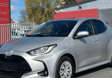 Toyota Yaris 81.591 km 14.990 &euro; Nürnberg 90431