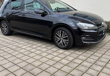 VW Golf 99.200 km 10.900 &euro; Nürnberg 90478