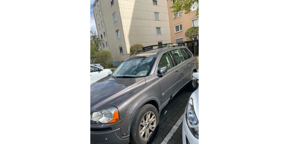 Volvo XC90 274.050 km 4.680 &euro; Fürth 90744