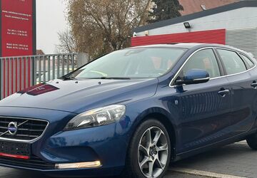 Volvo V40 Cross Country 92.182 km 13.990 &euro; Nürnberg 90431