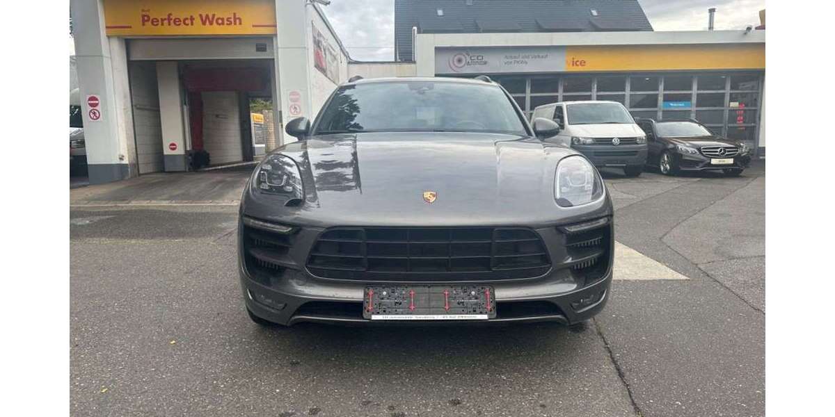 Porsche Macan 105.000 km 35.000 &euro; Nürnberg 90451