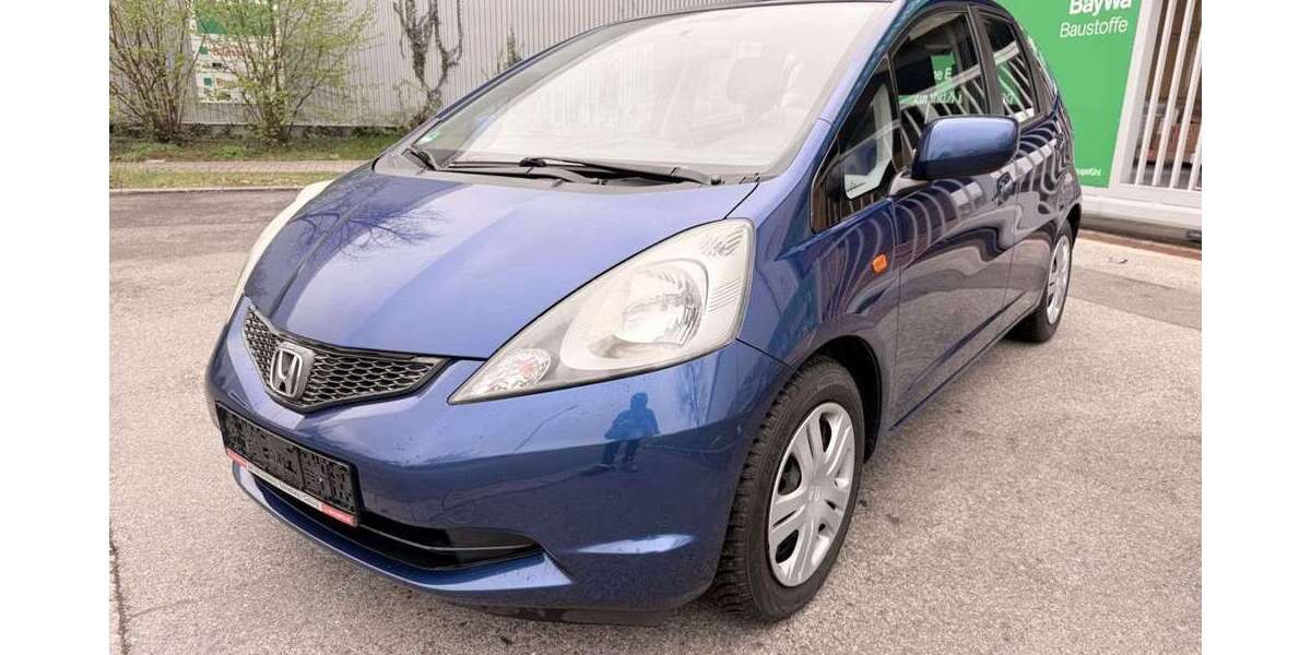 Honda Jazz 166.000 km 2.490 &euro; Fürth 90763