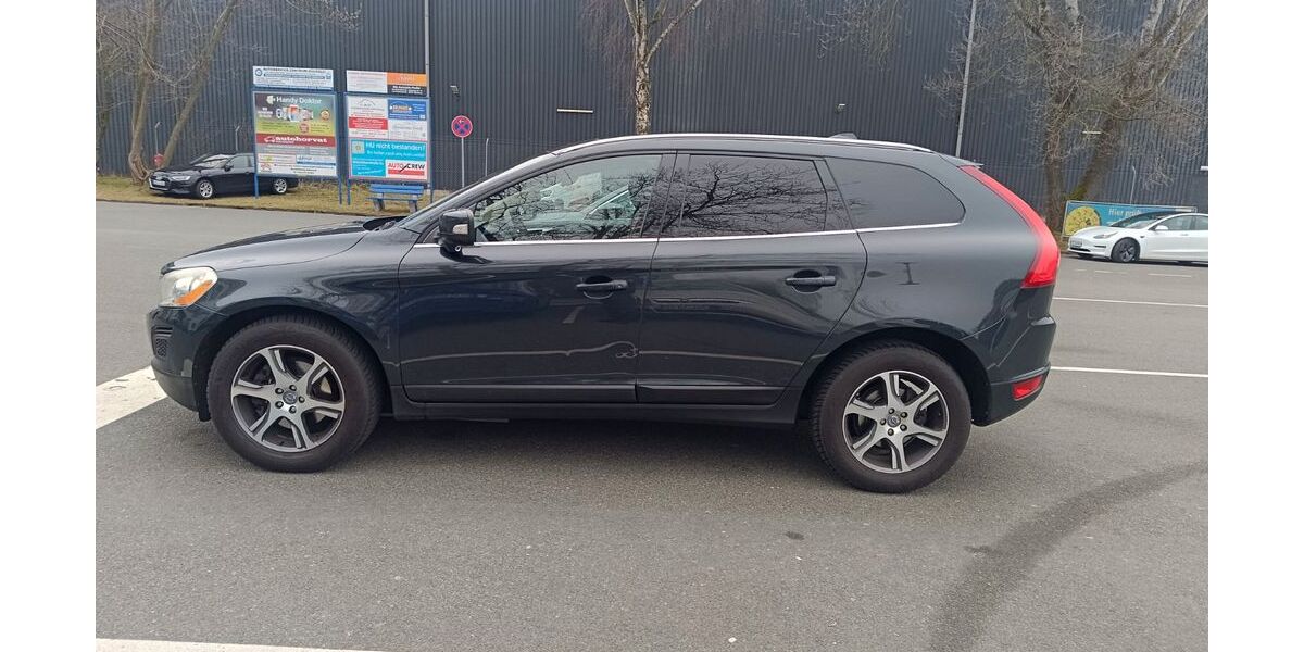 Volvo XC60 228.000 km 9.500 &euro; Nürnberg 90469
