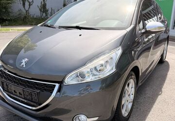 Peugeot 208 124.000 km 3.990 &euro; Fürth 90763