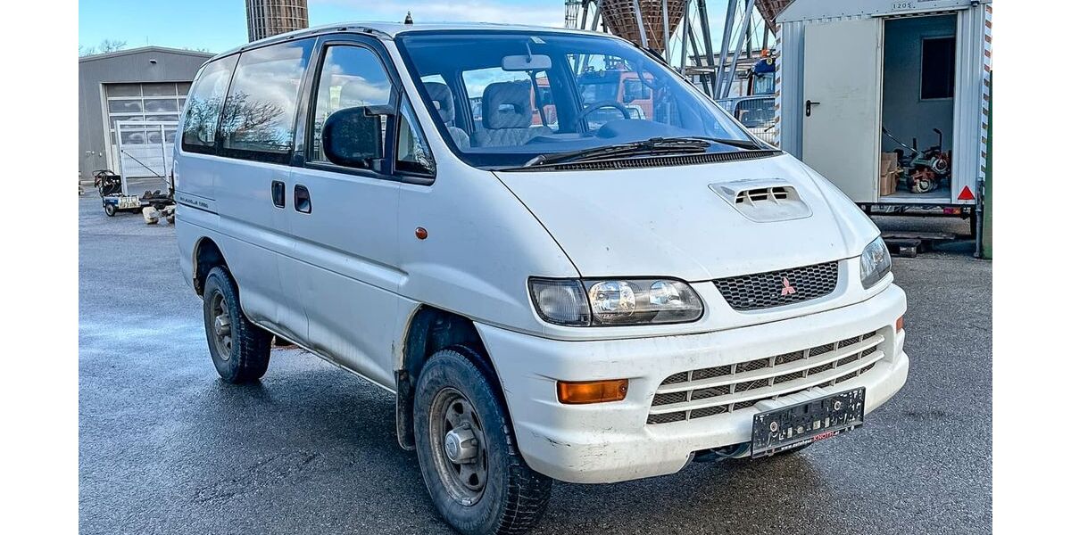 Mitsubishi Space Gear 150.000 km 7.999 &euro; Nürnberg 90441