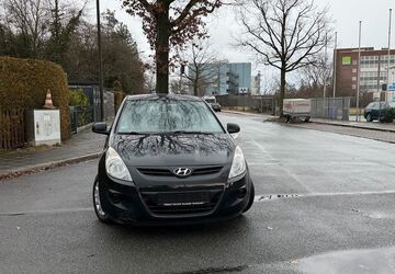 Hyundai i20 150.000 km 2.989 &euro; fürth 90762