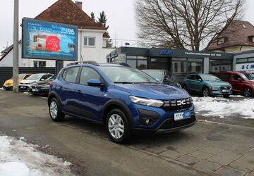 Dacia Sandero 3.400 km 17.700 &euro; Nürnberg 90482