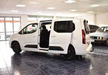 Opel Combo Life 166.434 km 13.470 &euro; Nürnberg 90431