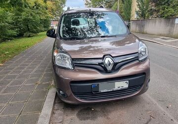 Renault Kangoo 41.032 km 12.990 &euro; Nürnberg 90443