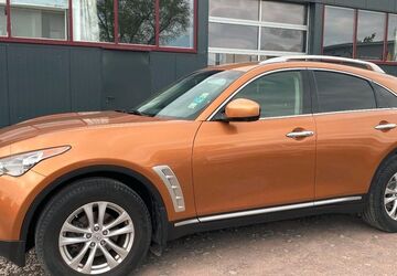 INFINITI QX70 245.000 km 8.900 &euro; Nürnberg 90461