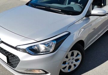 Hyundai i20 72.100 km 7.999 &euro; Fürth 90762