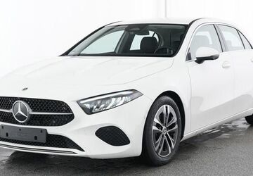 Mercedes-Benz A 200 12.885 km 30.699 &euro; Altdorf 90518