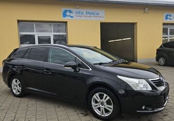 Toyota Avensis 131.000 km 5.990 &euro; Büchenbach 91186