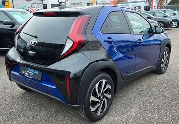 Toyota Aygo (X) 27.789 km 14.200 &euro; Fürth 90763