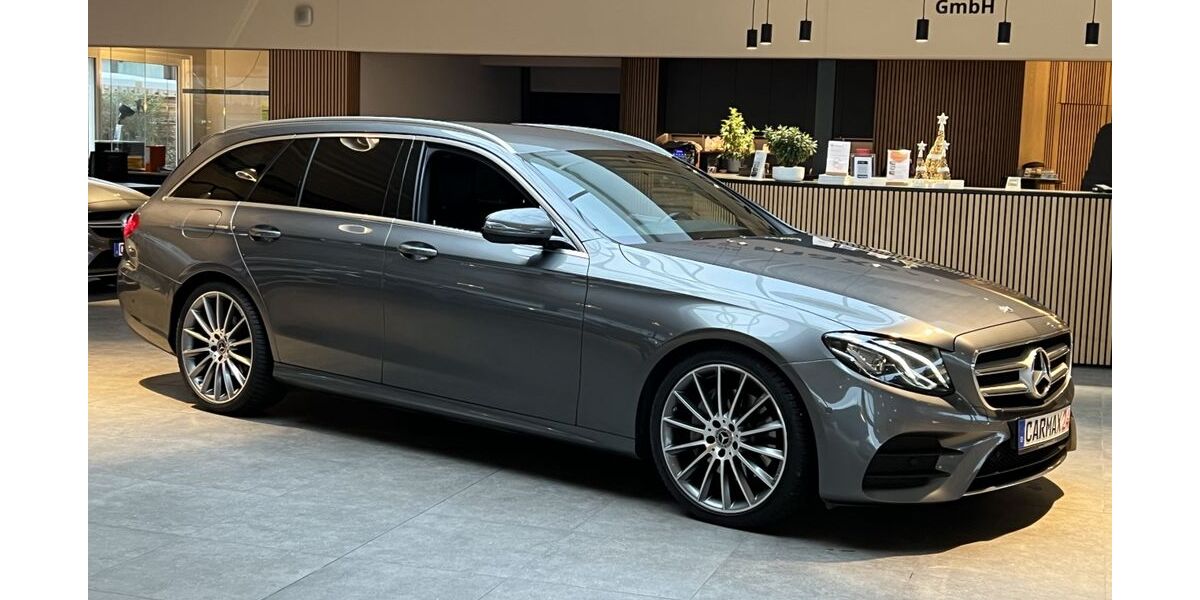 Mercedes-Benz 220 133.304 km 23.740 &euro; Cadolzburg bei Nürnberg 90556